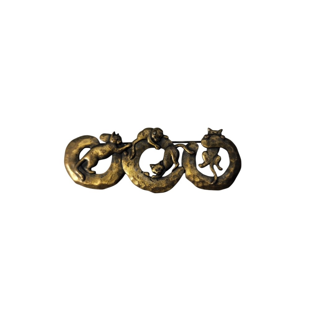 Vintage JJ Gold Tone Hammered Climbing Playful Kitty Cat Kittens Brooch Pin